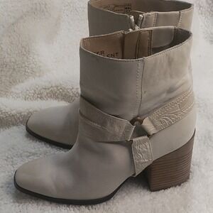 Vionic Carnelia Cream Ankle Booties‎ Water Repellent with Side Zipper Size 9